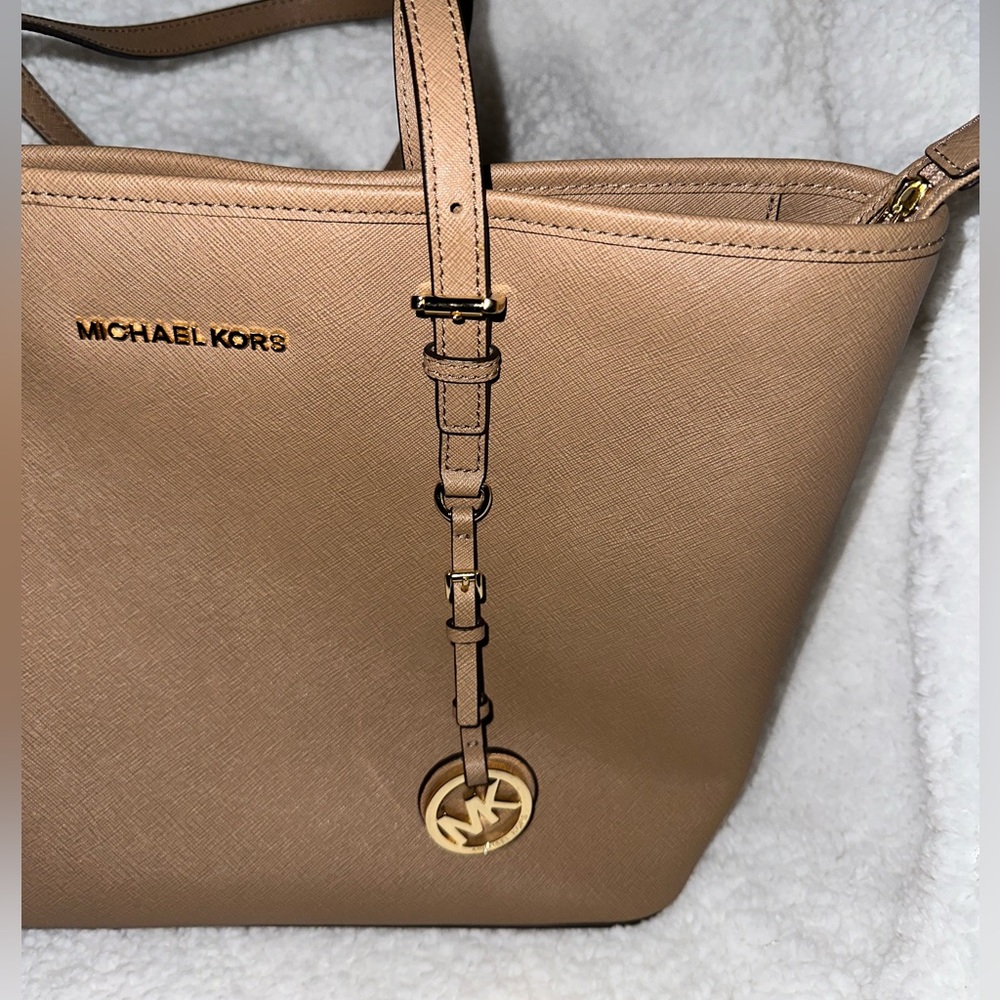 Euc Authentic Mk Shoulder Bag - image 1